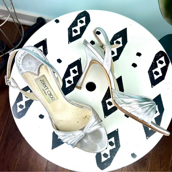 33 . Vintage ๐ธ Jimmy Choo Silver Sling Back Dance Heels - Picture 1 of 1